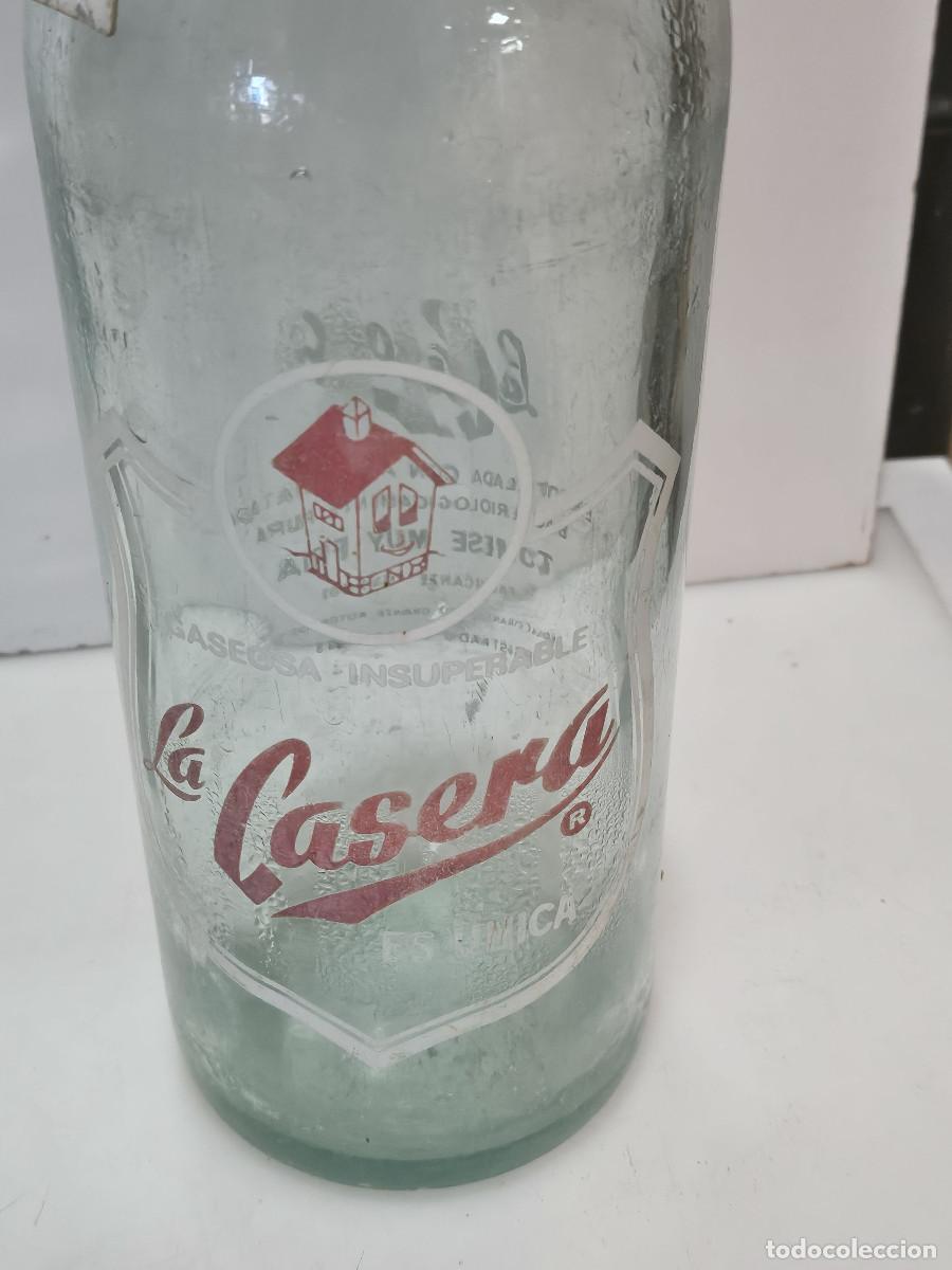 Botellas antiguas: botella de gaseosa la casera - Foto 2
