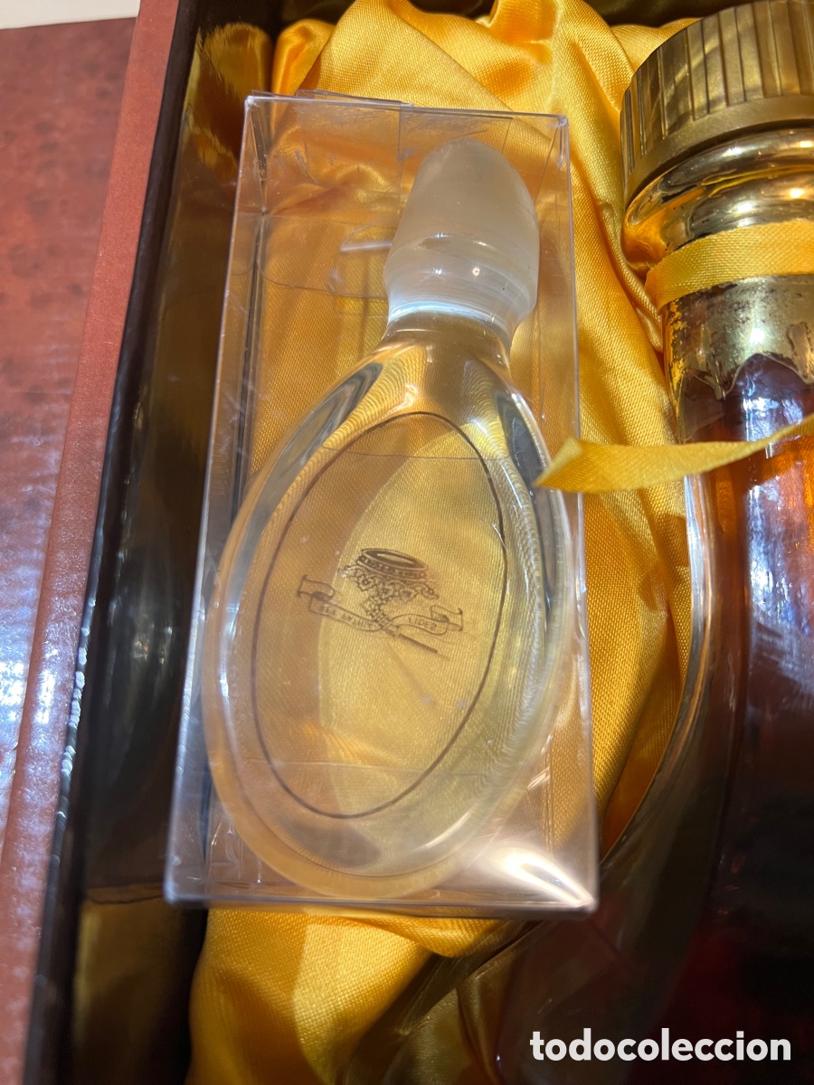 Botellas antiguas: Botella cardenal Mendoza de lujo - Foto 5