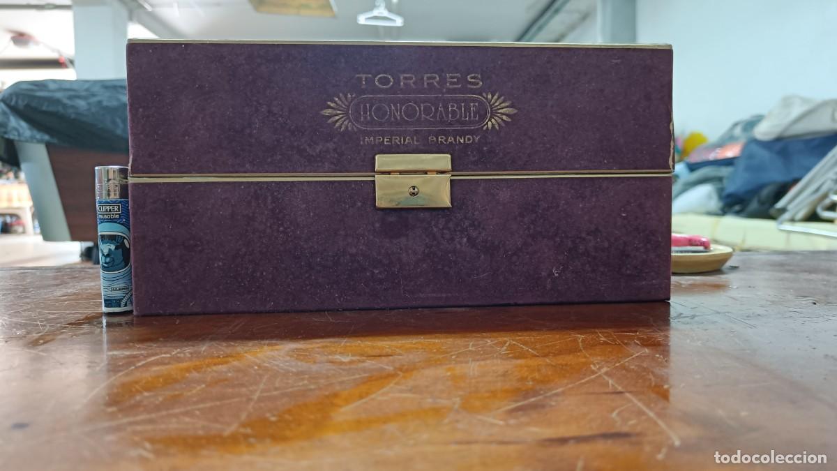 Botellas antiguas: Torres honorable imperial brandy - Foto 2