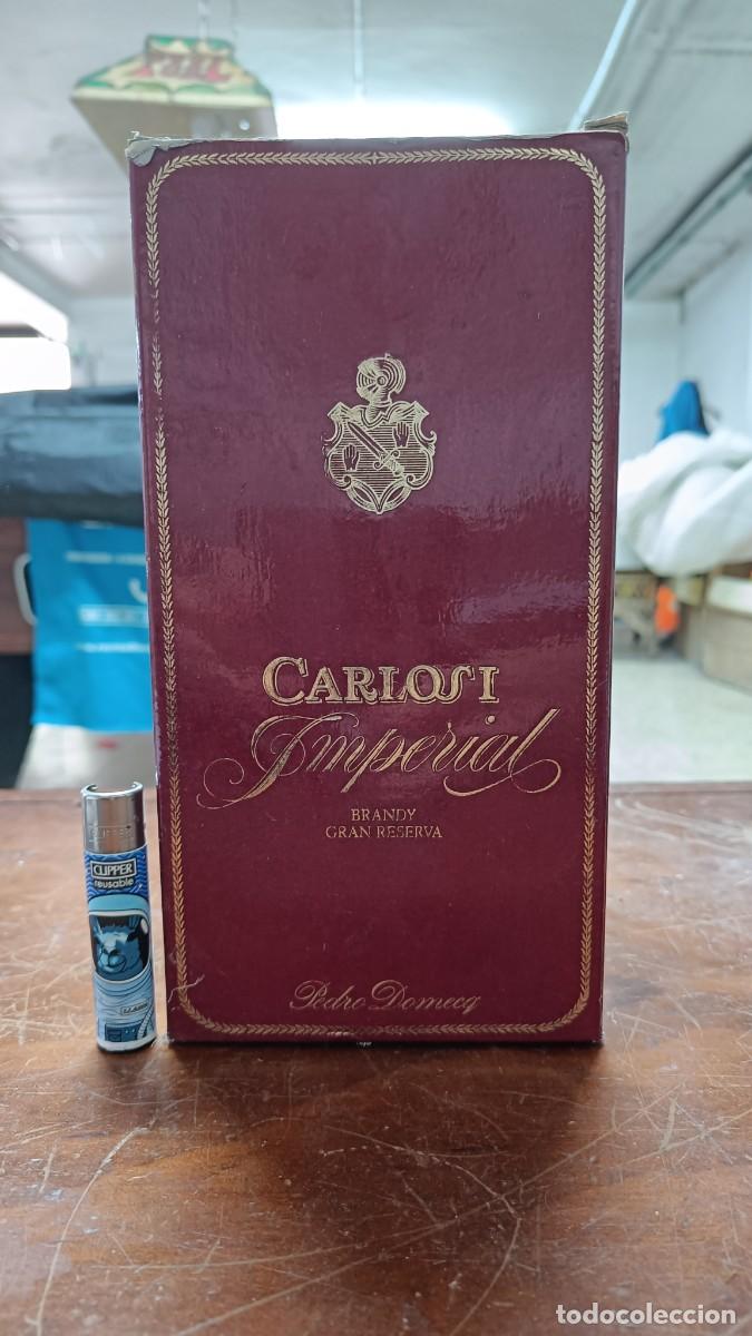 Botellas antiguas: Carlos I imperial brandy - Foto 1