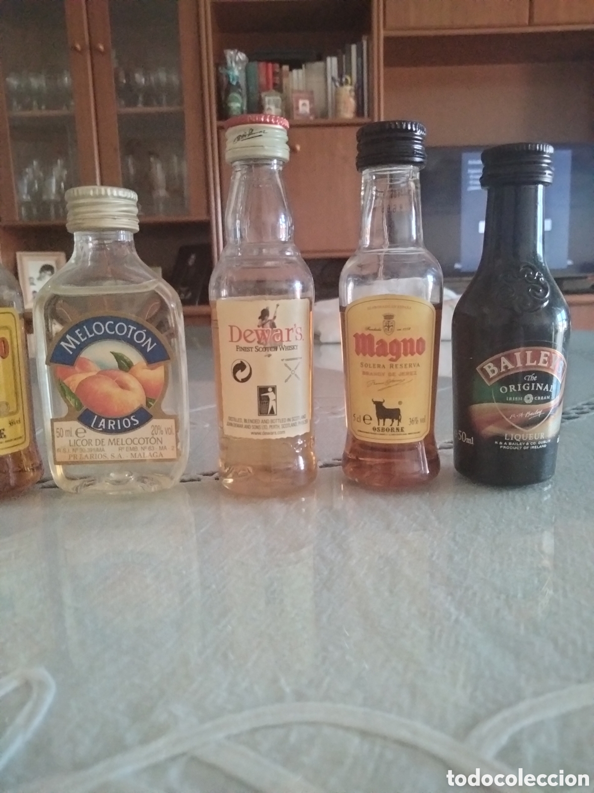 Botellas antiguas: Mini botellas de licor - Foto 3