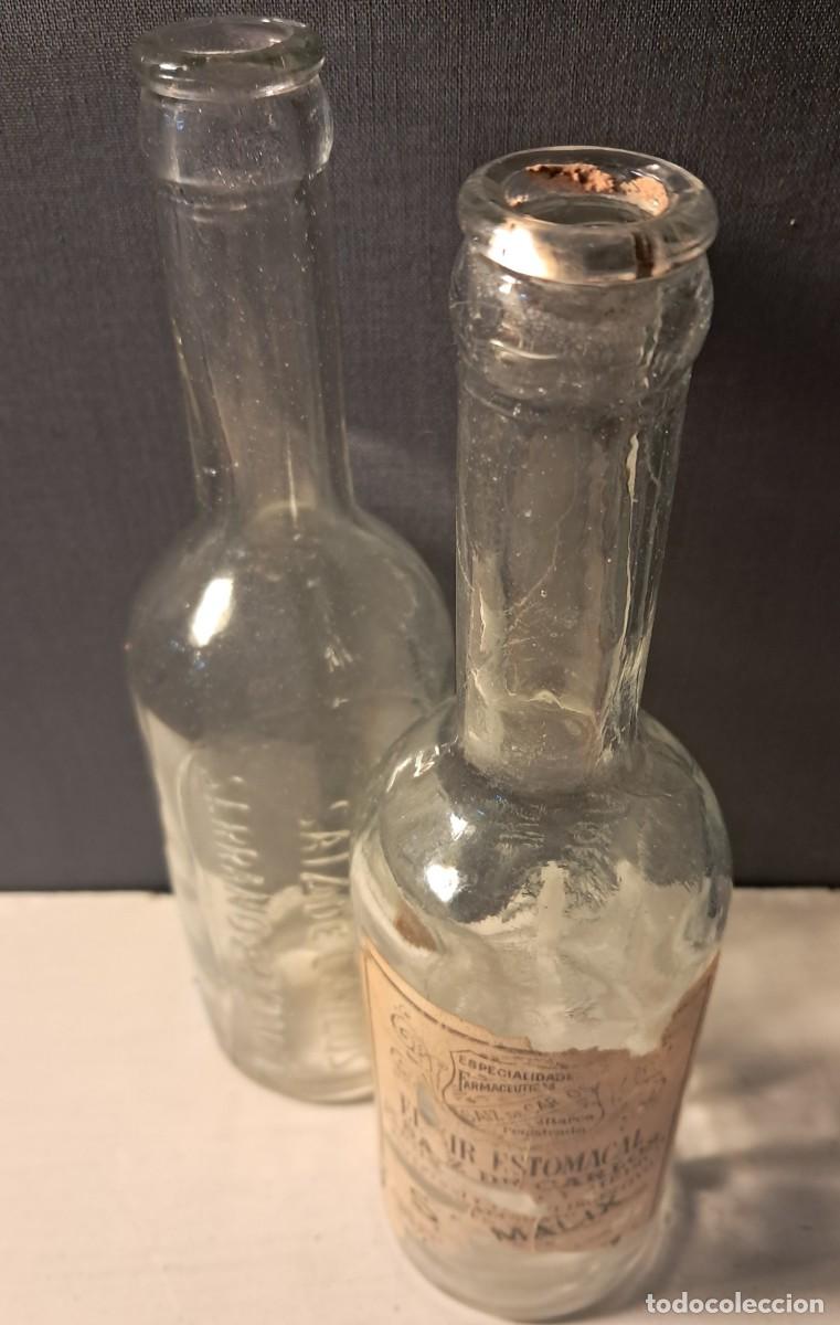 Botellas antiguas: DOS BOTELLINES ELIXIR DR. SAIZ DE CARLOS - Foto 2