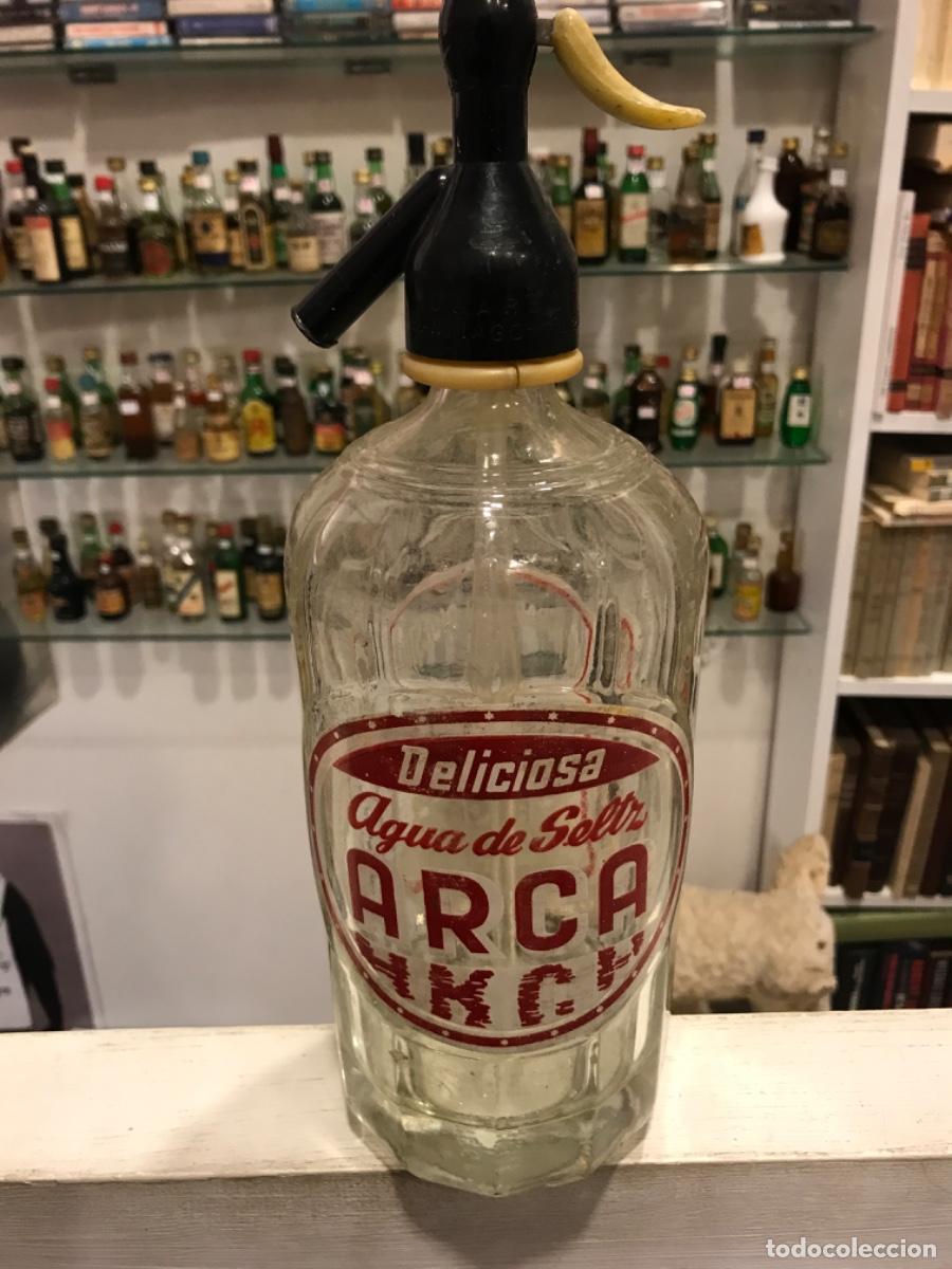 Botellas antiguas: SIF&Oacute;N. ESPUMOSOS ARCA. VIGO - Foto 2