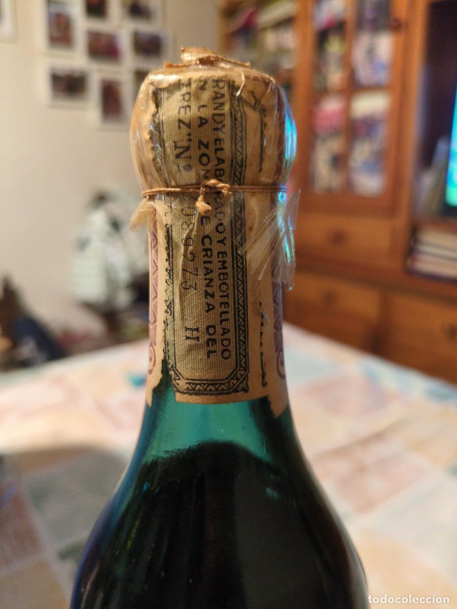 Botellas antiguas: Botella Brandy Ilustrisimo - Foto 5