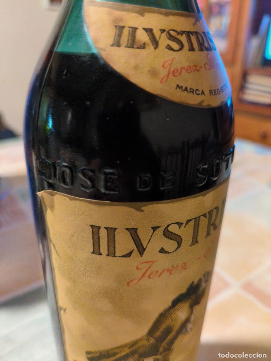 Botellas antiguas: Botella Brandy Ilustrisimo - Foto 6