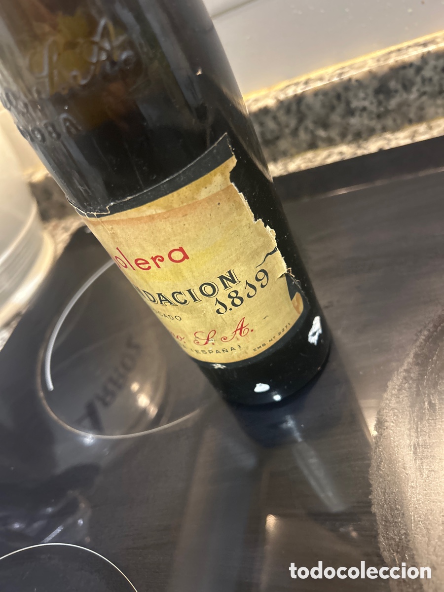 Botellas antiguas: Botella fundaci&oacute;n solera 1819 - Foto 3