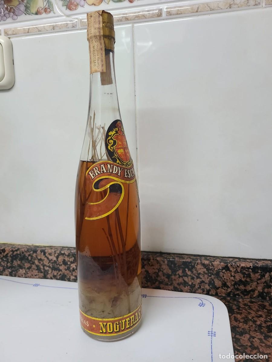 Botellas antiguas: Brandy Escarchado Nogueras Comas - Foto 4