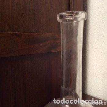 Botellas antiguas: Botella antigua pintada - Foto 2