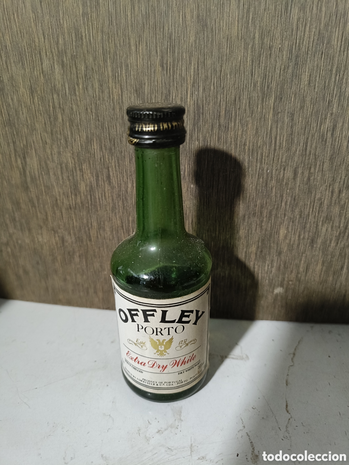 Botellas antiguas: Mini botella de oporto Offley - Foto 1