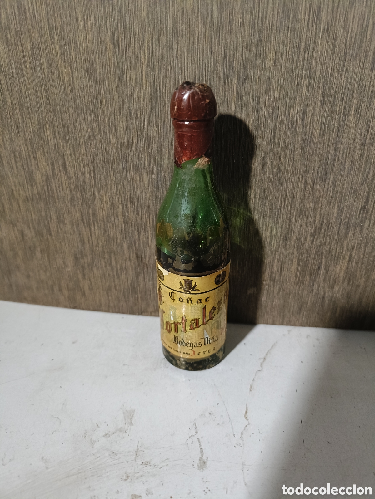 Botellas antiguas: Mini botella de co&ntilde;ac Hortaleza - Foto 1