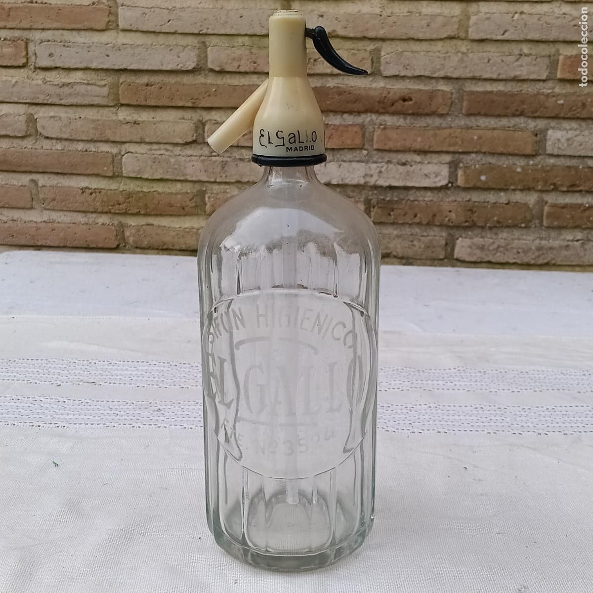 Botellas antiguas: SIFON HIGIENICO ANTIGUO SERIGRAFIADO MARCA EL GALLO - MADRID.