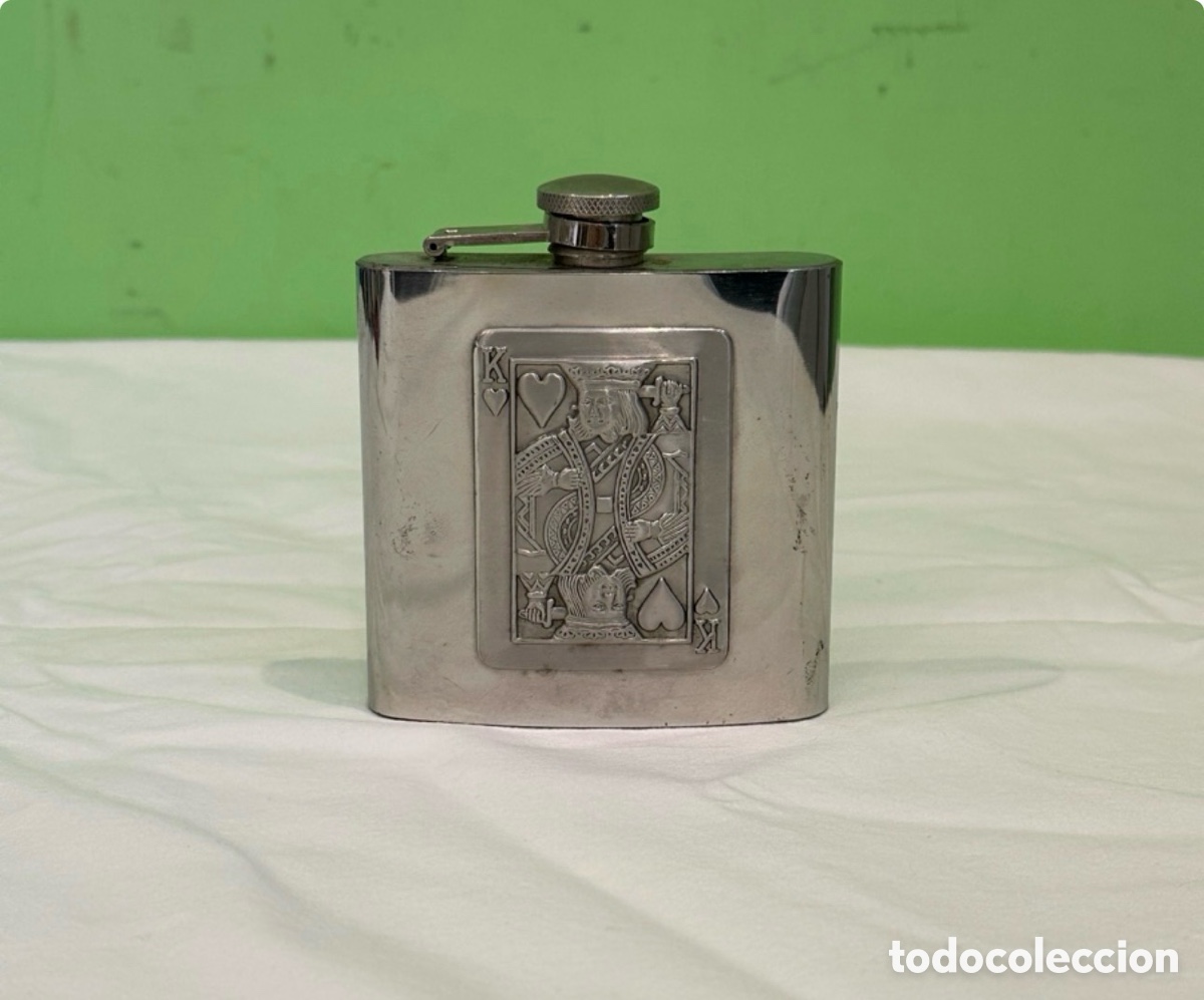 Botellas antiguas: petaca de acero inoxidable Visol &rdquo;King of Spades&rdquo; con una capacidad de 6 onzas