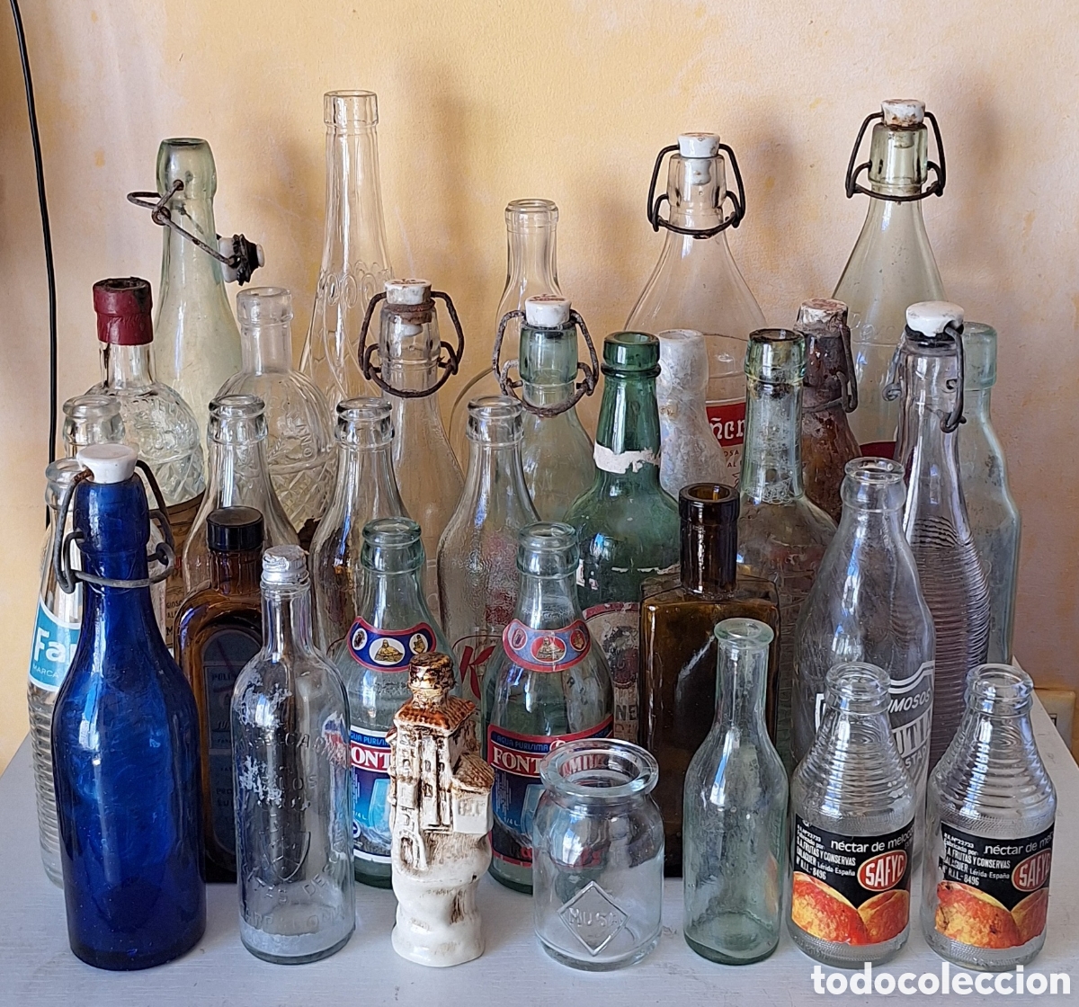 Botellas antiguas: Gran Lote de 32 Botellas Antiguas Variadas - Foto 2