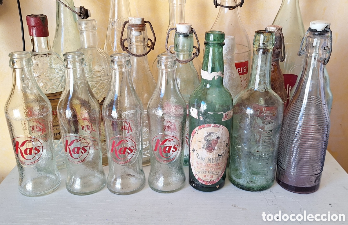 Botellas antiguas: Gran Lote de 32 Botellas Antiguas Variadas - Foto 5