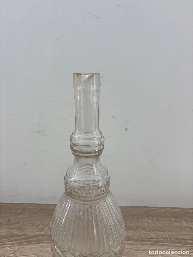 Botellas antiguas: BOTELLA LICOR DECORATIVA - Foto 4