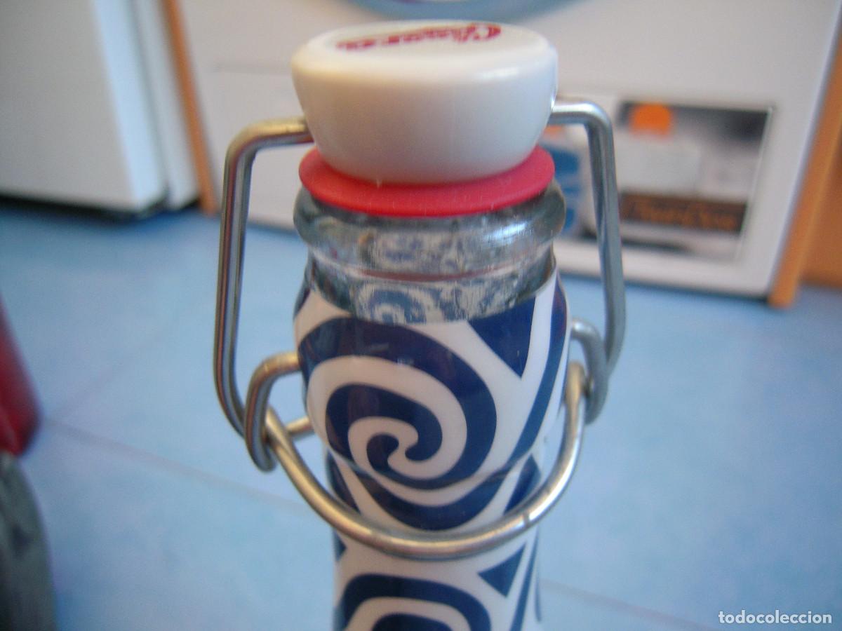 Botellas antiguas: Botella vac&iacute;a Edici&oacute;n Limitada La Casera - Foto 9