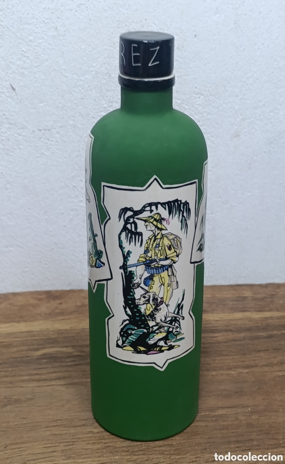 Botellas antiguas: MUY BONITA Y ESCASA BOTELLA DE CO&Ntilde;AC, DE CER&Aacute;MICA SUERDA