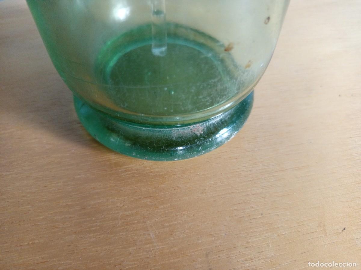 Botellas antiguas: Botella de sif&oacute;n. Capuch&oacute;n de pl&aacute;stico. Vintage. - Foto 9