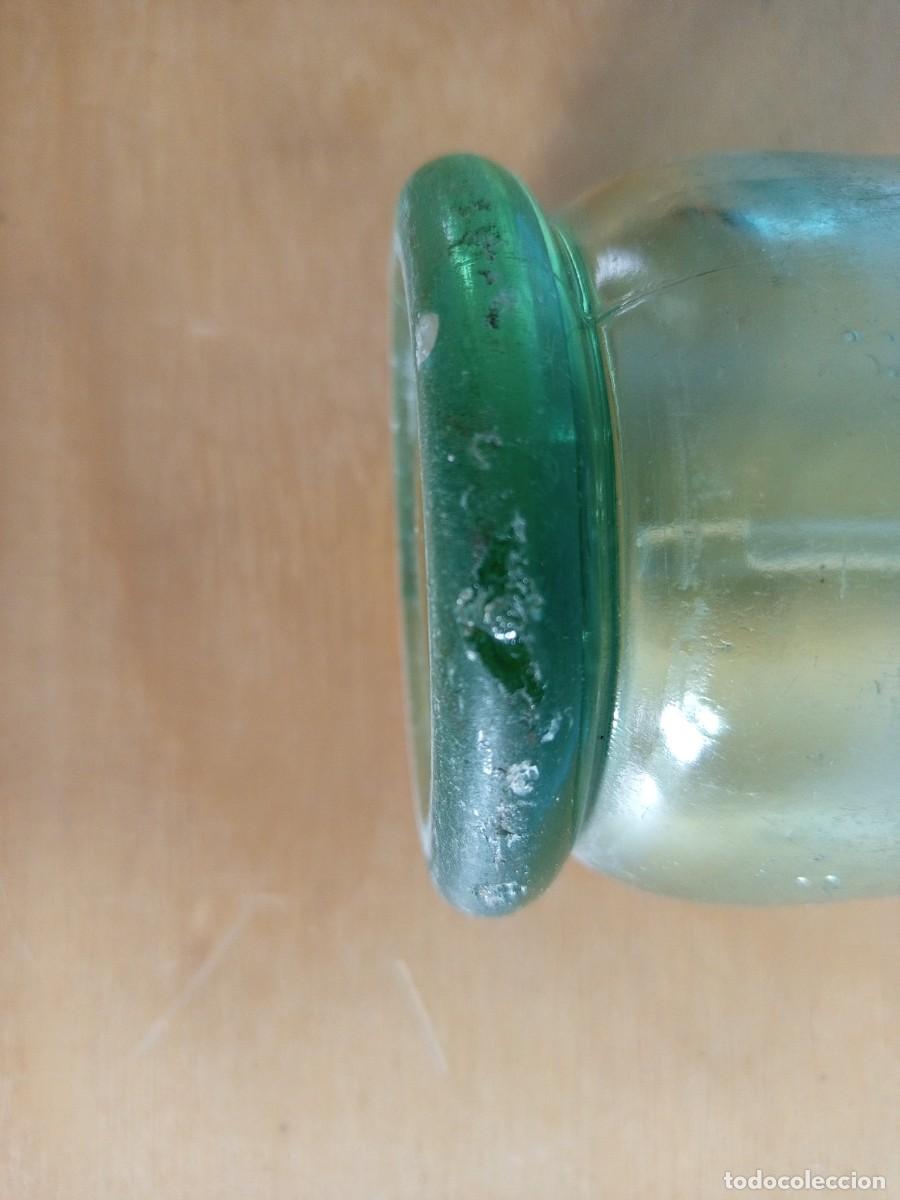 Botellas antiguas: Botella de sif&oacute;n. Capuch&oacute;n de pl&aacute;stico. Vintage. - Foto 10