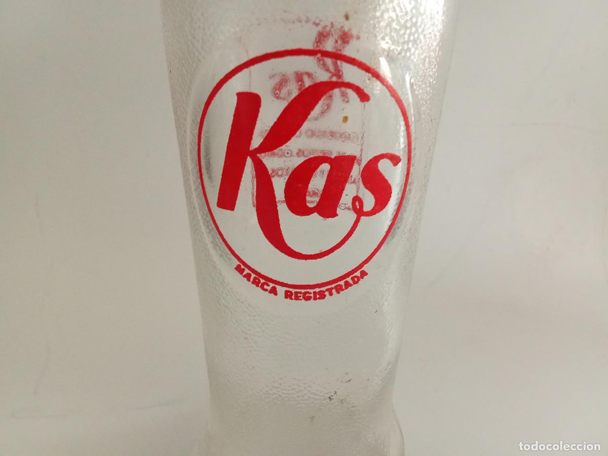 Botellas antiguas: Botella Kas serigrafiada a&ntilde;os 70 - Foto 1