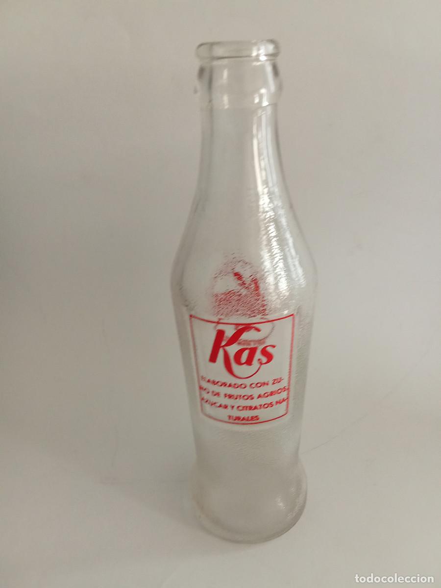 Botellas antiguas: Botella Kas serigrafiada a&ntilde;os 70 - Foto 4