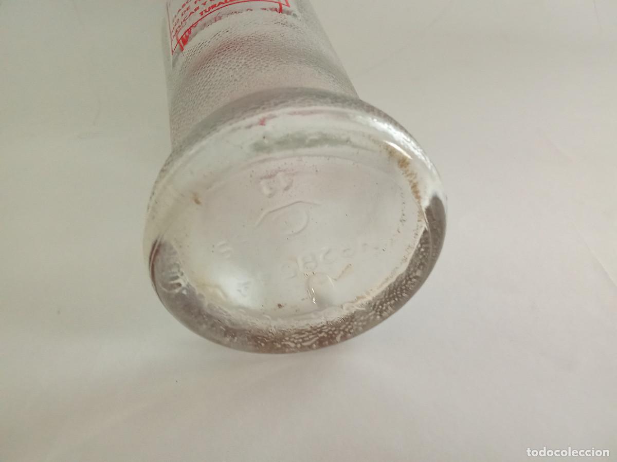 Botellas antiguas: Botella Kas serigrafiada a&ntilde;os 70 - Foto 5