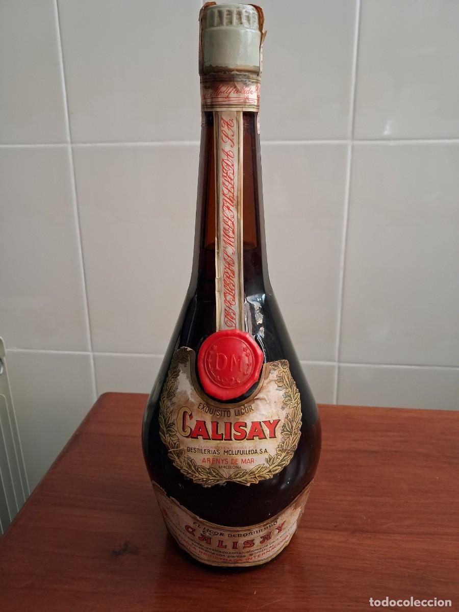Botellas antiguas: Botella antigua de licor Calisay