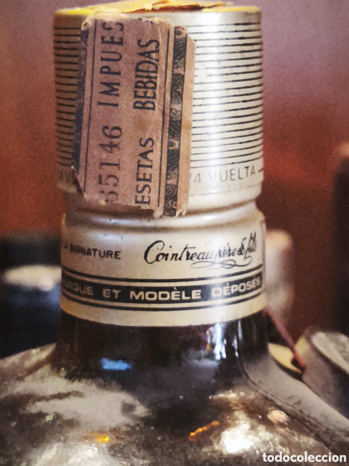 Botellas antiguas: Licor cointreau franc&eacute;s. - Foto 8