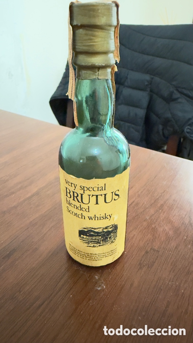 Botellas antiguas: Whisky escoc&eacute;s de mezcla