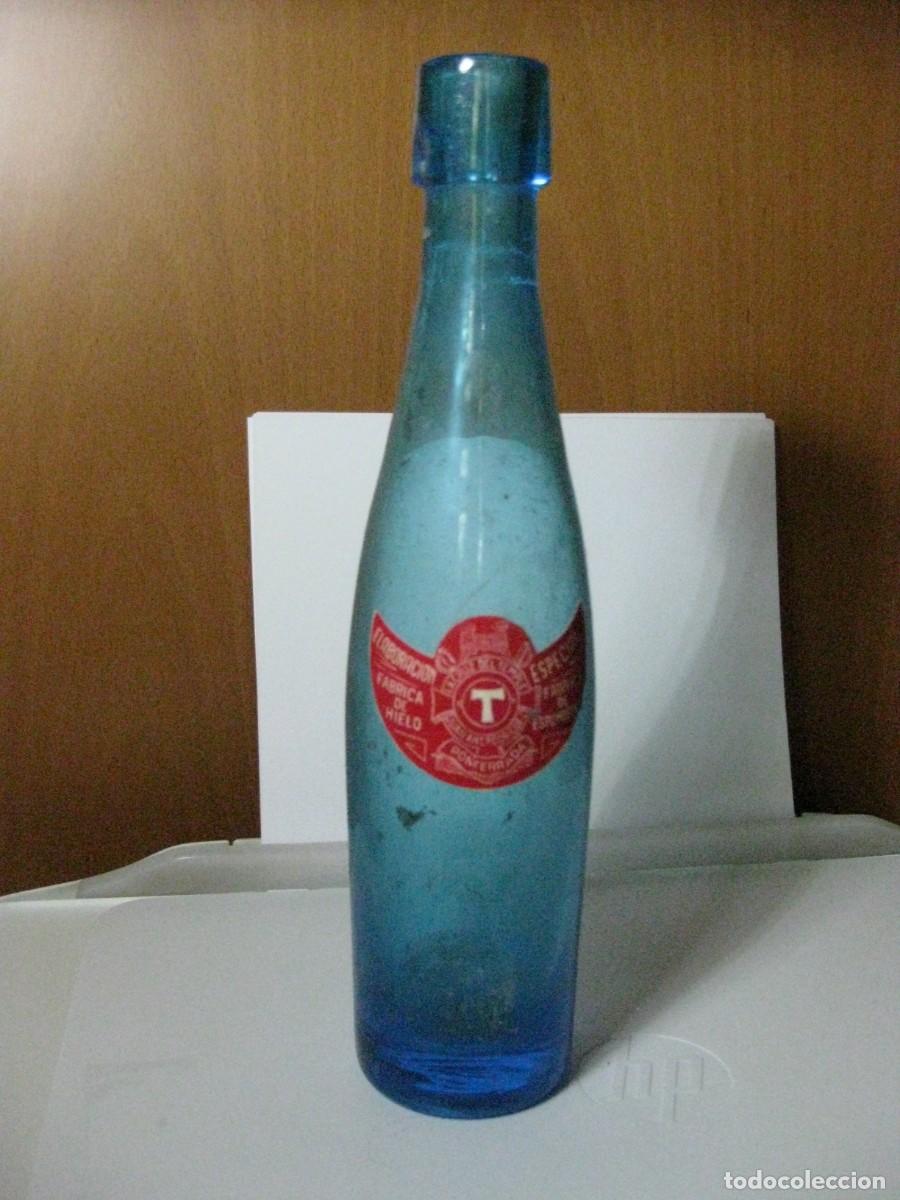 Botellas antiguas: GASEOSA PEQUE&Ntilde;A AZUL TURQUESA CON ETIQUETA **PONFERRADA**