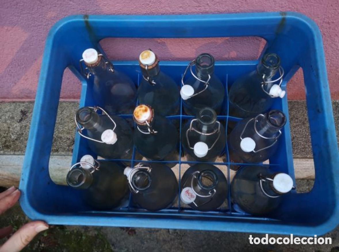 Botellas antiguas: Caja y botellas La Revoltosa - Foto 2