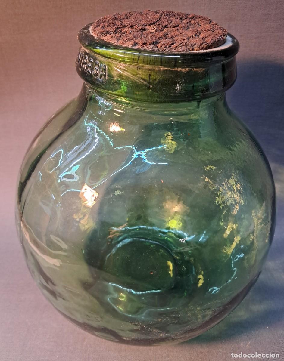 Botellas antiguas: ANTIGUO TARRO DE CRISTAL VERDE - Foto 2
