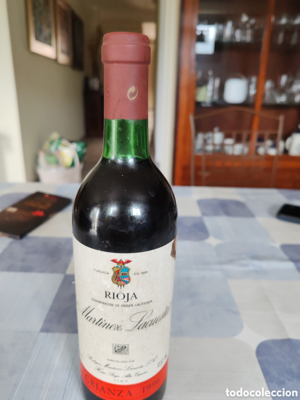 Botellas antiguas: Botella vino Rioja Mart&iacute;nez Acuesta crianza 1996