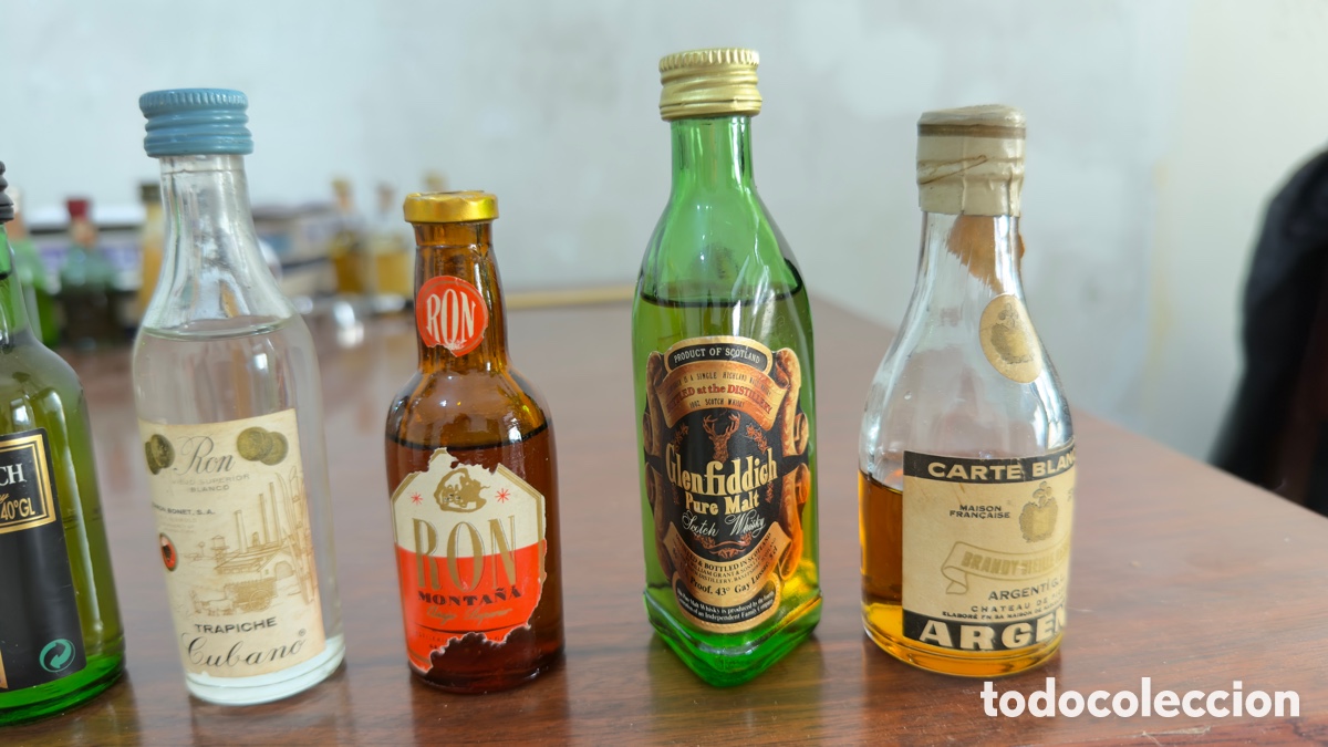 Botellas antiguas: Colecci&oacute;n botellines vintage - Foto 12