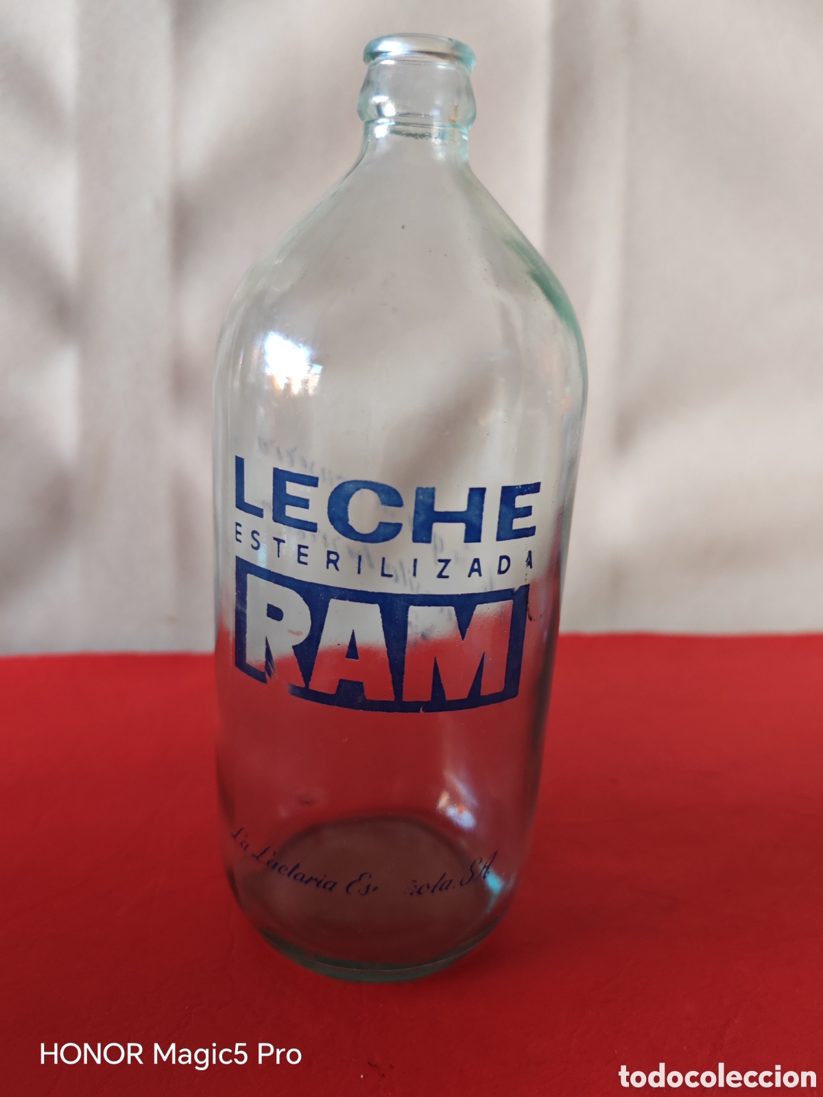 Botellas antiguas: Antigua botella de leche esterilizada RAM, capacidad aprox.1 LIT