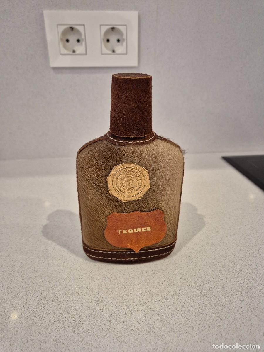 Botellas antiguas: Botella Vintage Tequila con Dise&ntilde;o Azteca