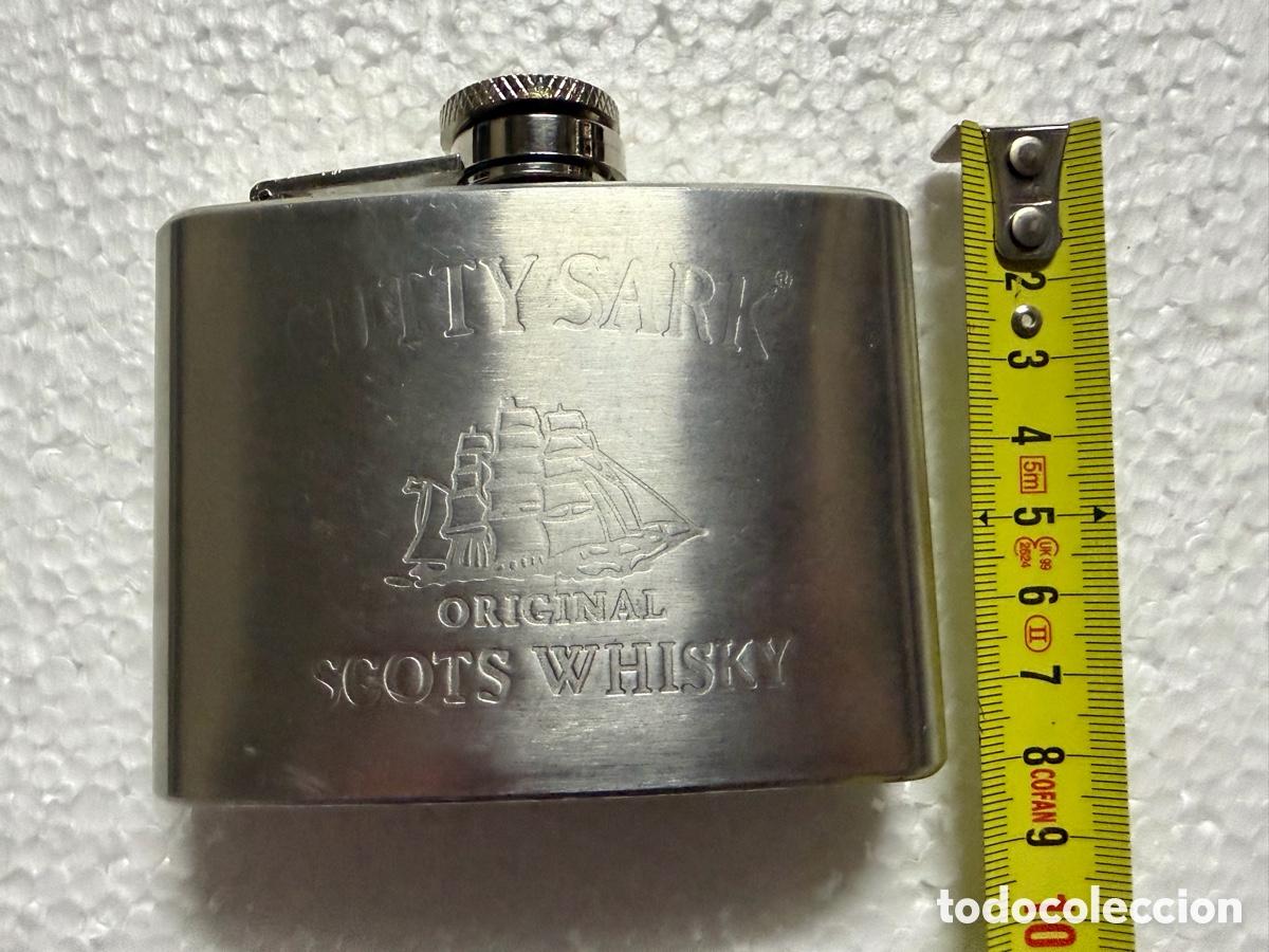 Botellas antiguas: PETACA PARA BEBIDAS CUTTY SHARK - Foto 1