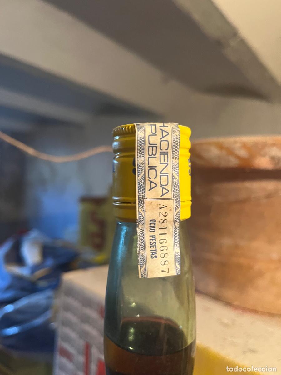 Botellas antiguas: Botella ballantines Brady 501 - Foto 3
