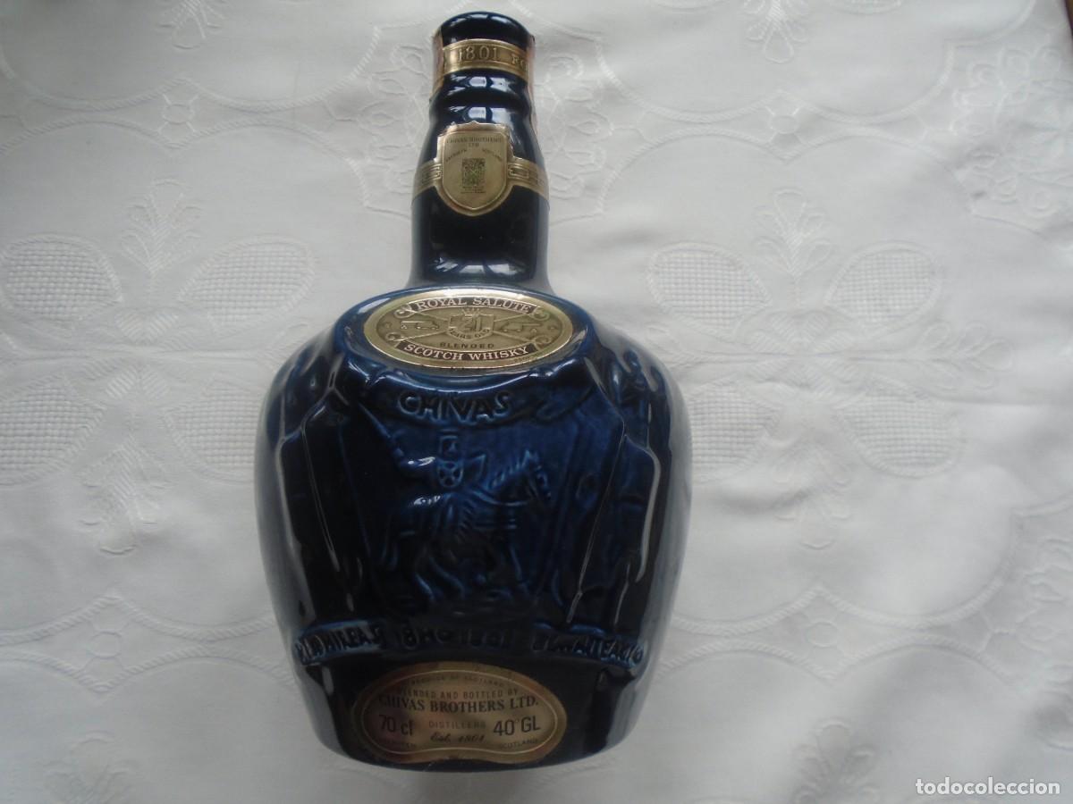 Alte Flaschen: BOTELLA DE PORCELANA CHIVAS BROTHERS LIMITED. WADE, ENGLAND.