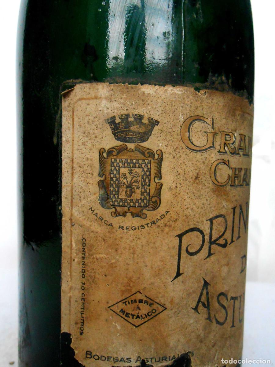 Botellas antiguas: Botella de Gran Sidra Champagne &rdquo;Princesa de Asturias&rdquo; a&ntilde;os 1930 Escudo republicano