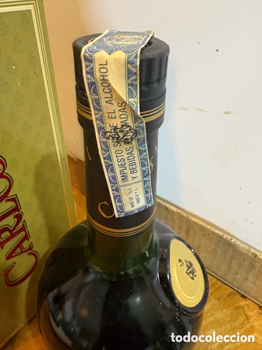 Botellas antiguas: Brandy Carlos 1 solera especial. - Foto 3