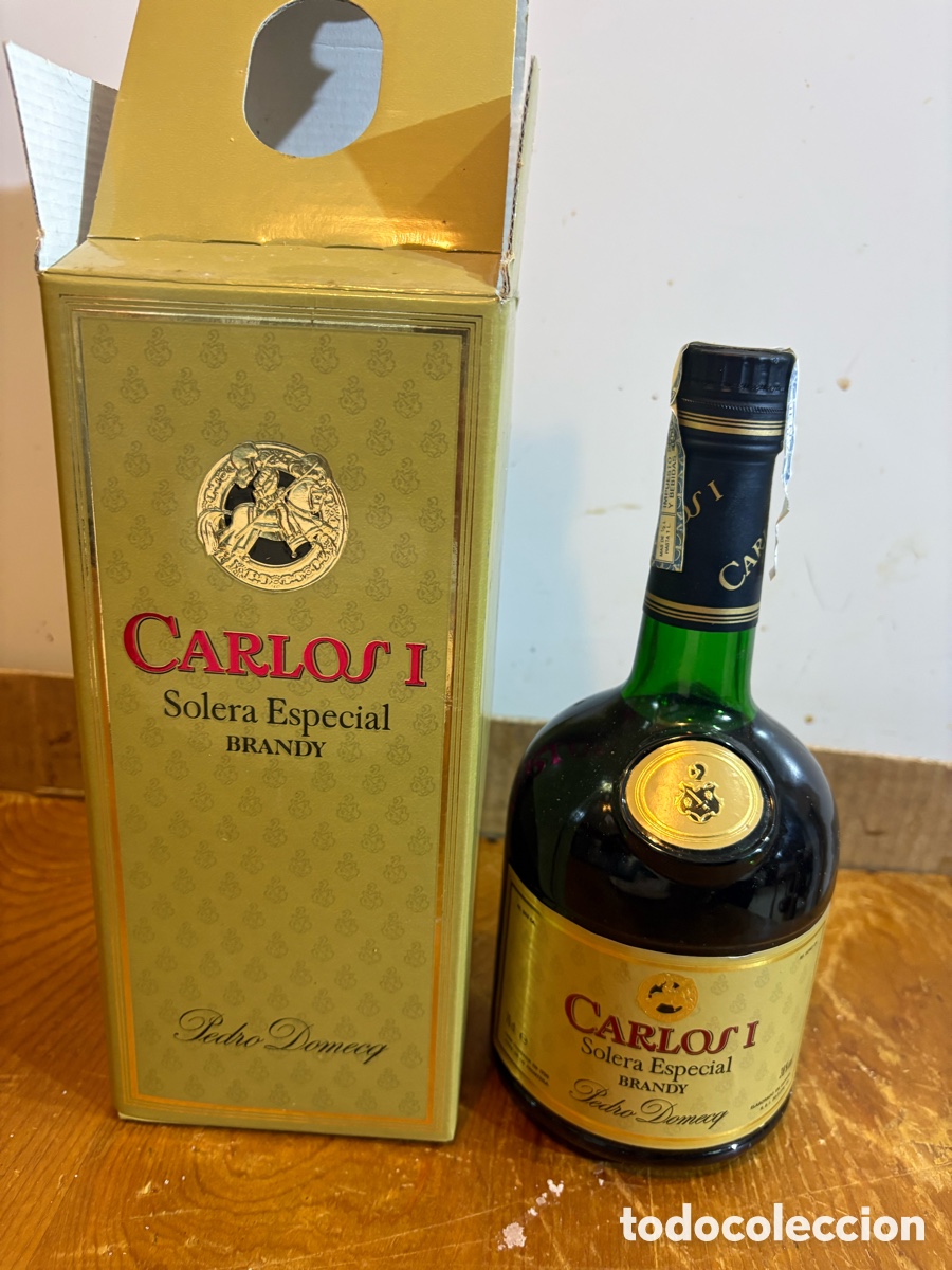 Botellas antiguas: Brandy Carlos 1 solera especial.
