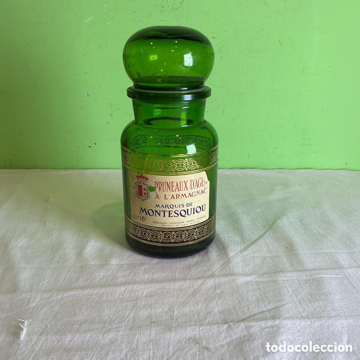 Botellas antiguas: Antigua botella licorera francesa Marquis de Montesquiou &ndash; Pruneaux d&rsquo;Agen &agrave; l&rsquo;Armagnac