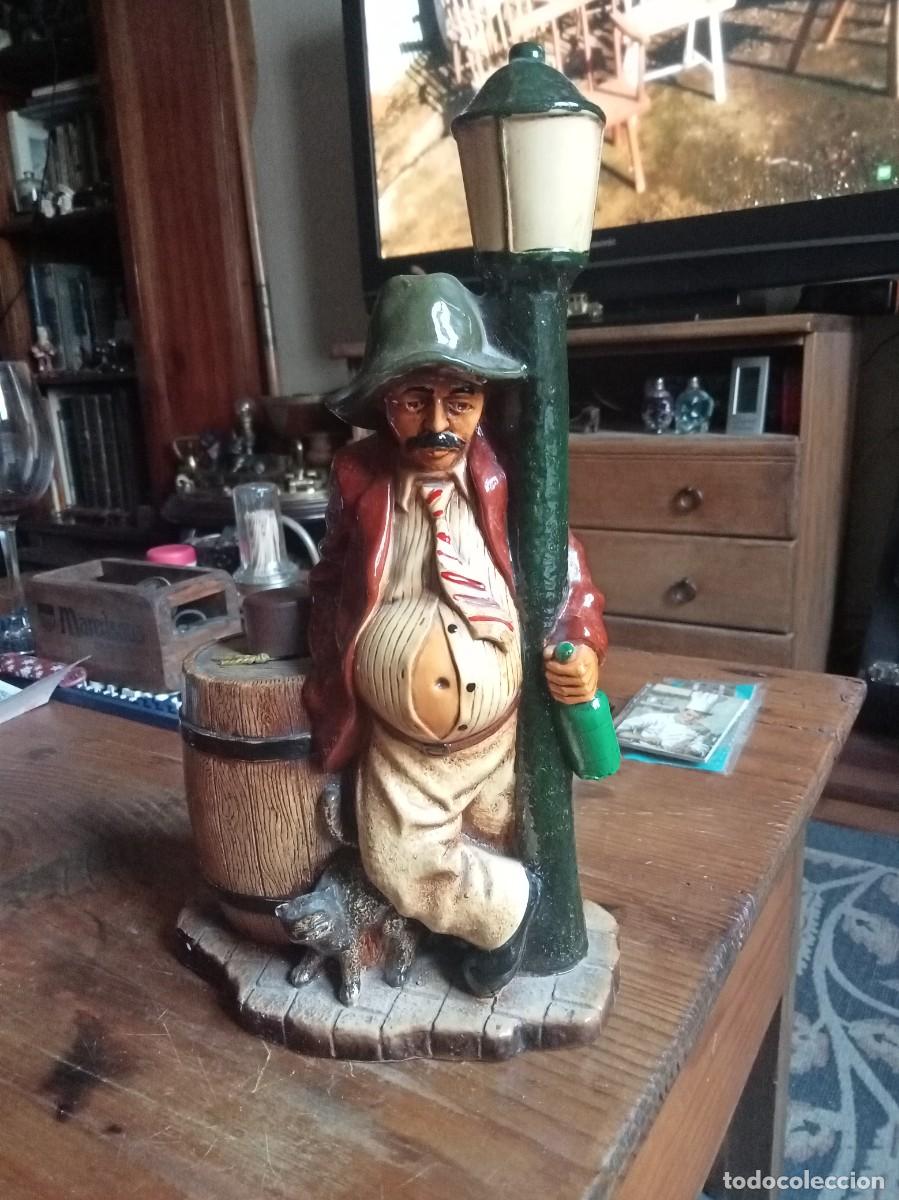 Botellas antiguas: BOTELLA DE BRANDY CON FIGURA DE UN BORRACHO