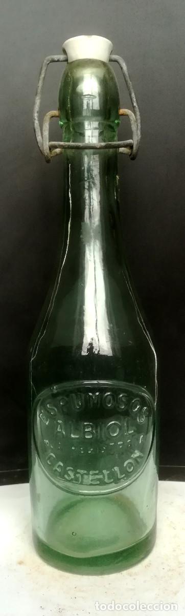 Botellas antiguas: Botell&iacute;n de gaseosa Espumosos Albiol (Castell&oacute;n) relieve