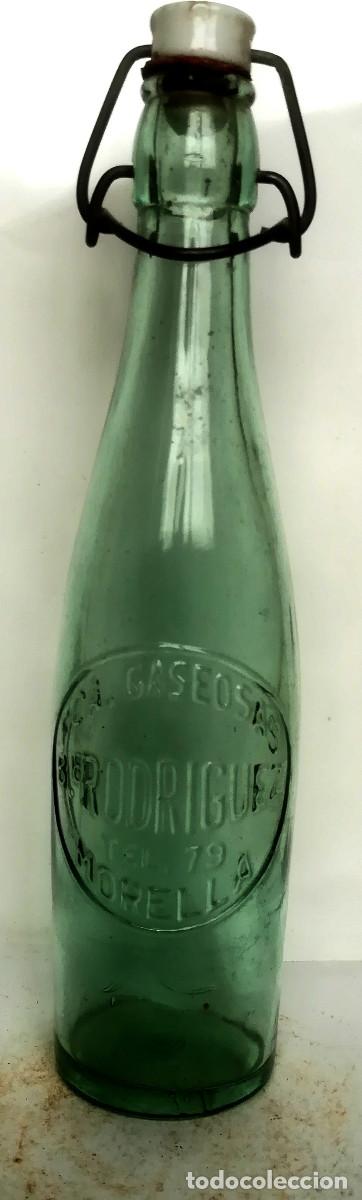 Botellas antiguas: Botell&iacute;n de gaseosa RODR&Iacute;GUEZ (Morella, Castell&oacute;n) relieve