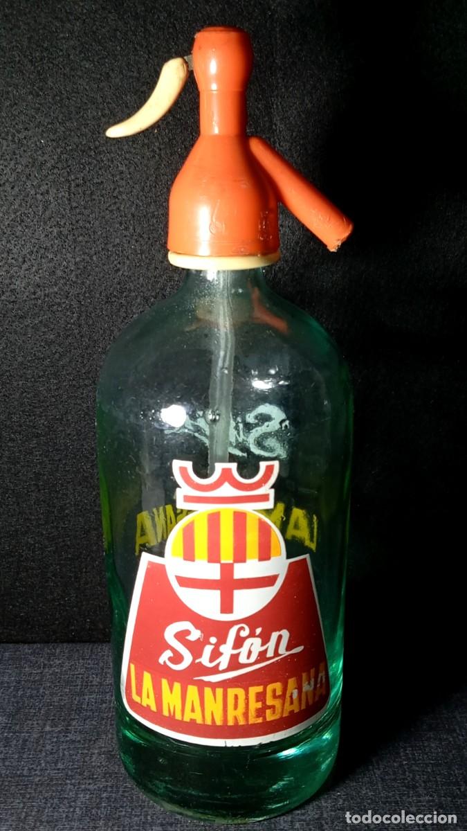 Botellas antiguas: ⚜️ &Ntilde;01. Botella de sif&oacute;n La Manresana, Manresa. Buen estado. 1345 g