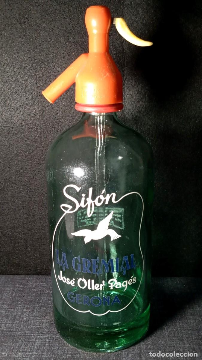 Botellas antiguas: ⚜️ &Ntilde;01. Botella de sif&oacute;n La Gremial, Oller Pag&eacute;s, Gerona. Buen estado. 1250 g