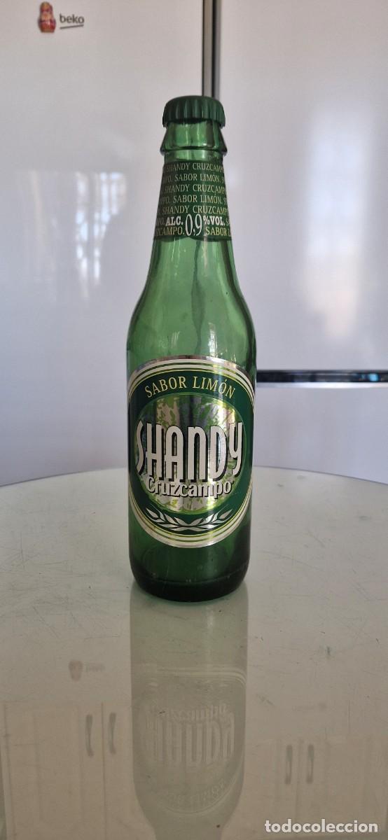 Botellas antiguas: Pack de 2 botellas gigantes de publicidad SHANDY y SCHWEPPES