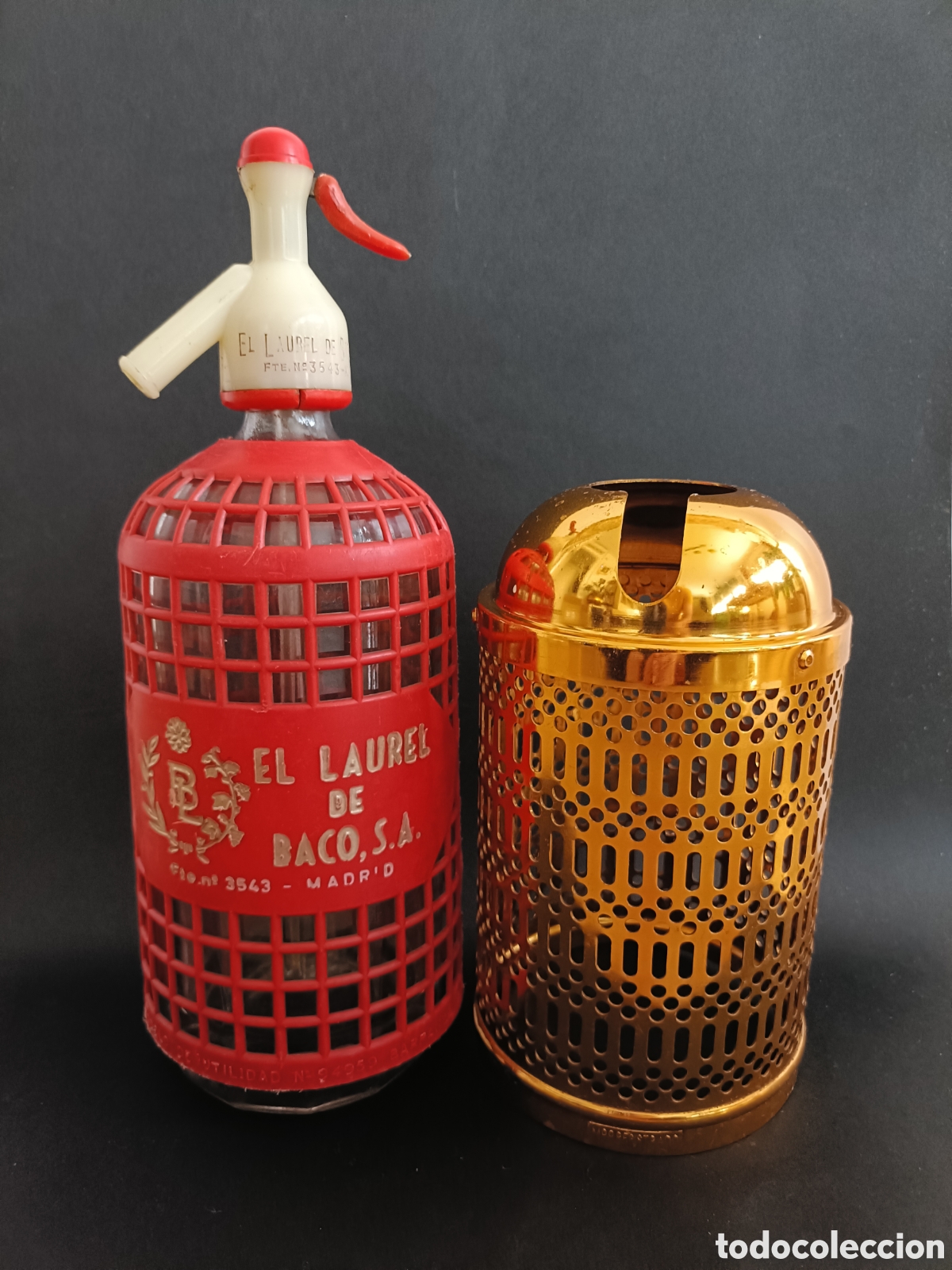 Botellas antiguas: Sif&oacute;n El Laurel de Baco + Embellecedor Dorado